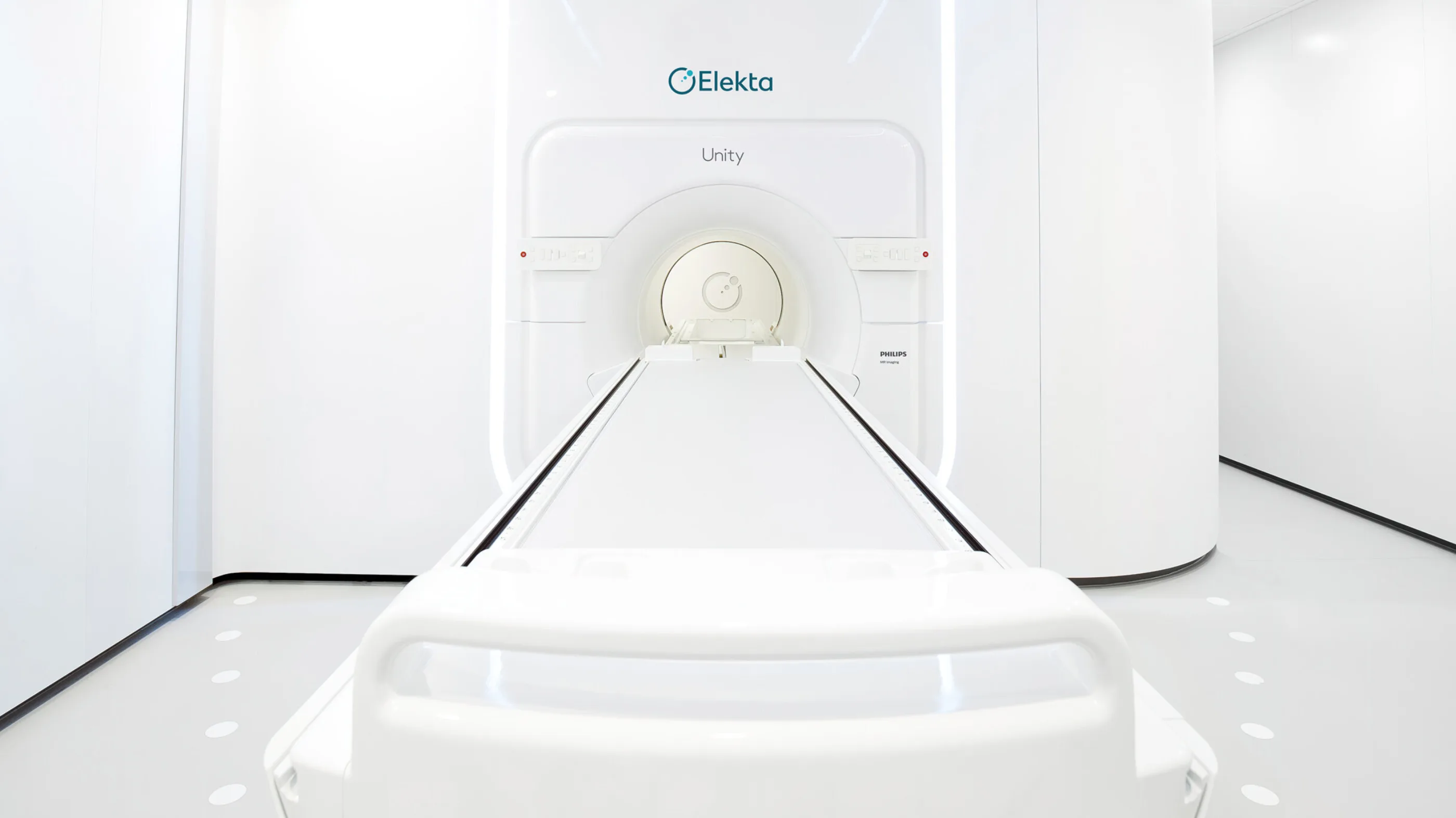 Elekta unity the world's first high-field MR-linac, receives CE mark ...